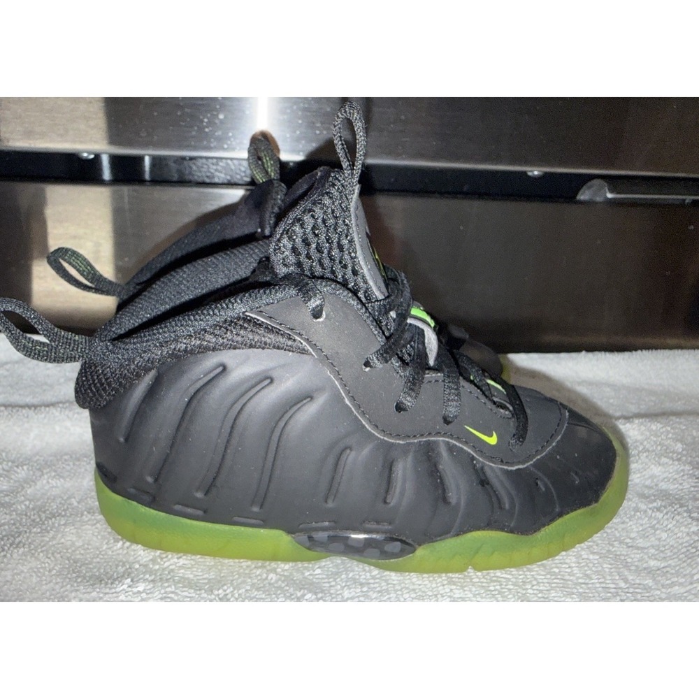 Nike Little Posite One Shoes Toddler Size 8C Black Volt Foamposite HF0975-001